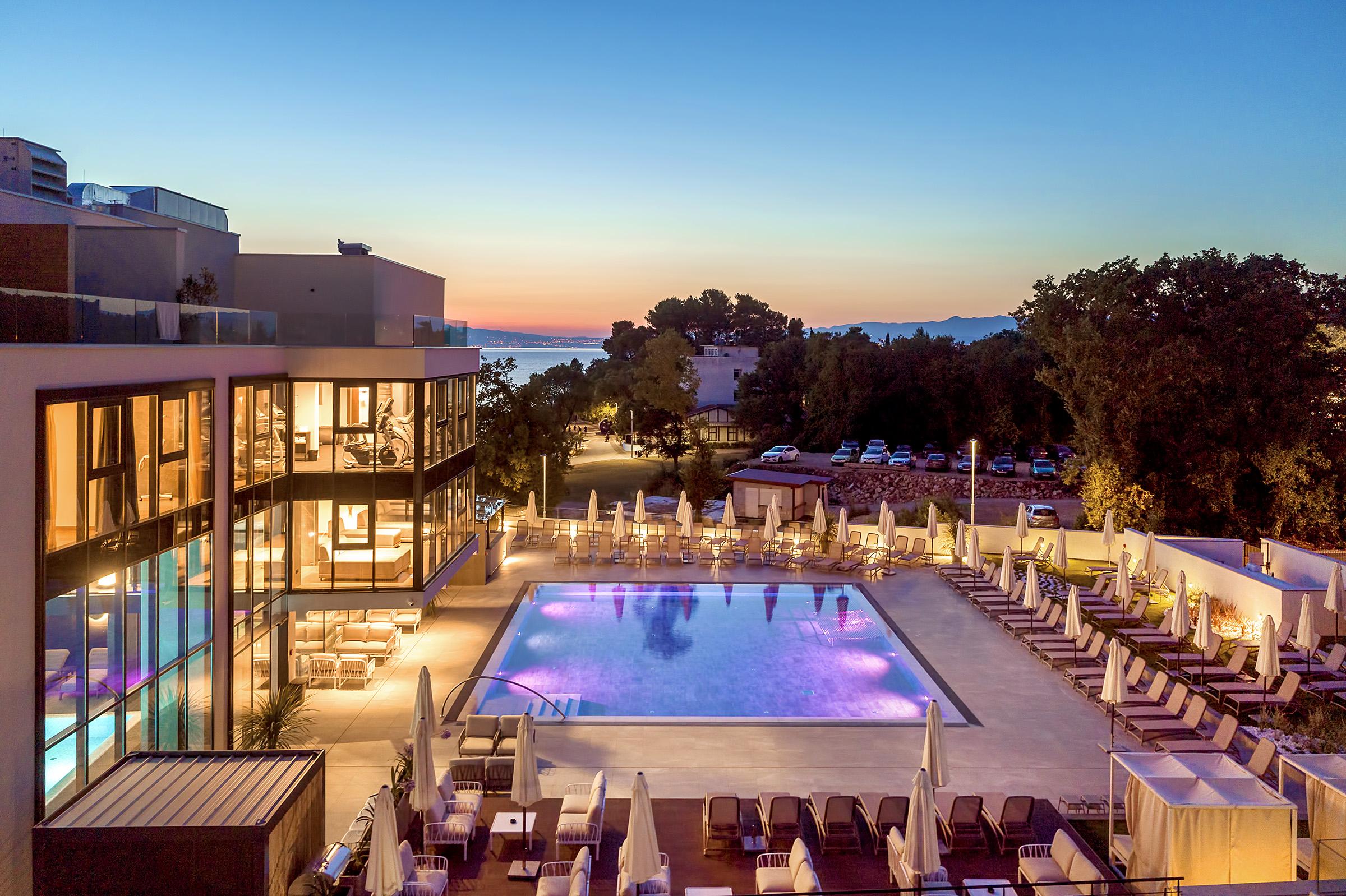 Luxury Hotel Riva Малинська Екстер'єр фото