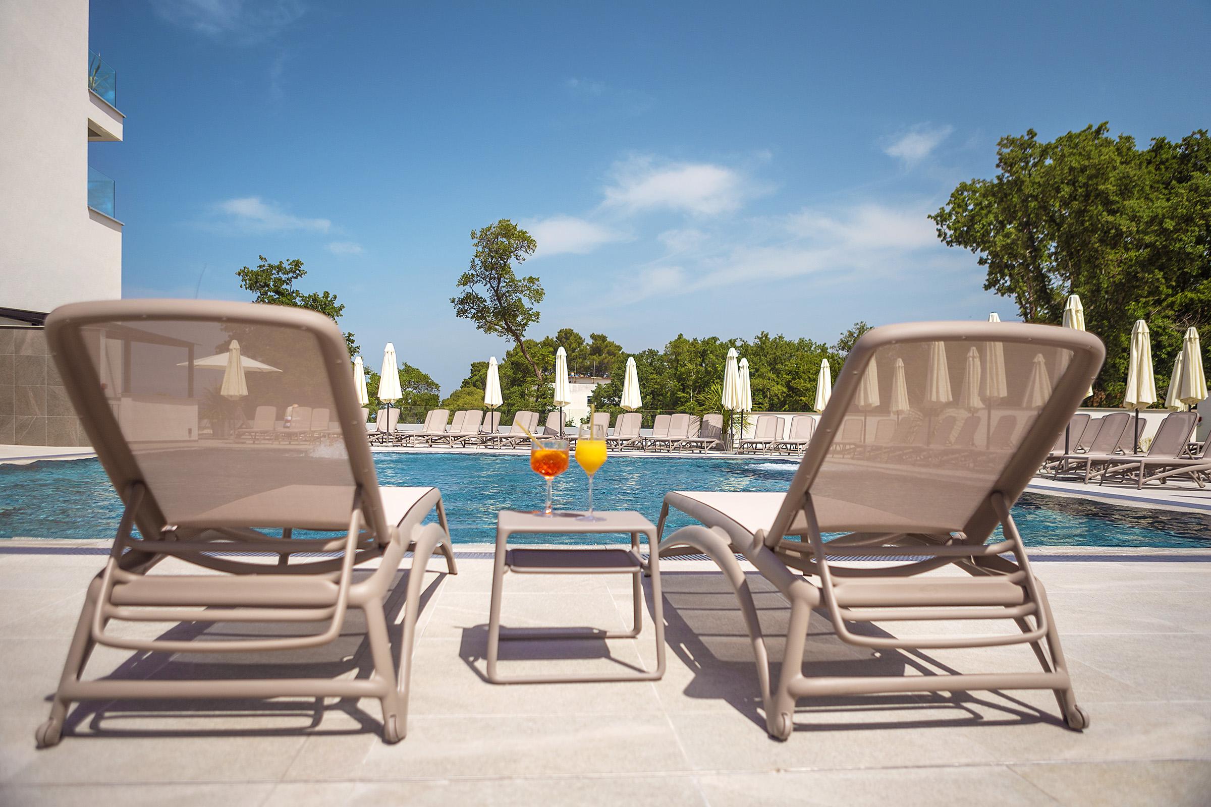 Luxury Hotel Riva Малинська Екстер'єр фото