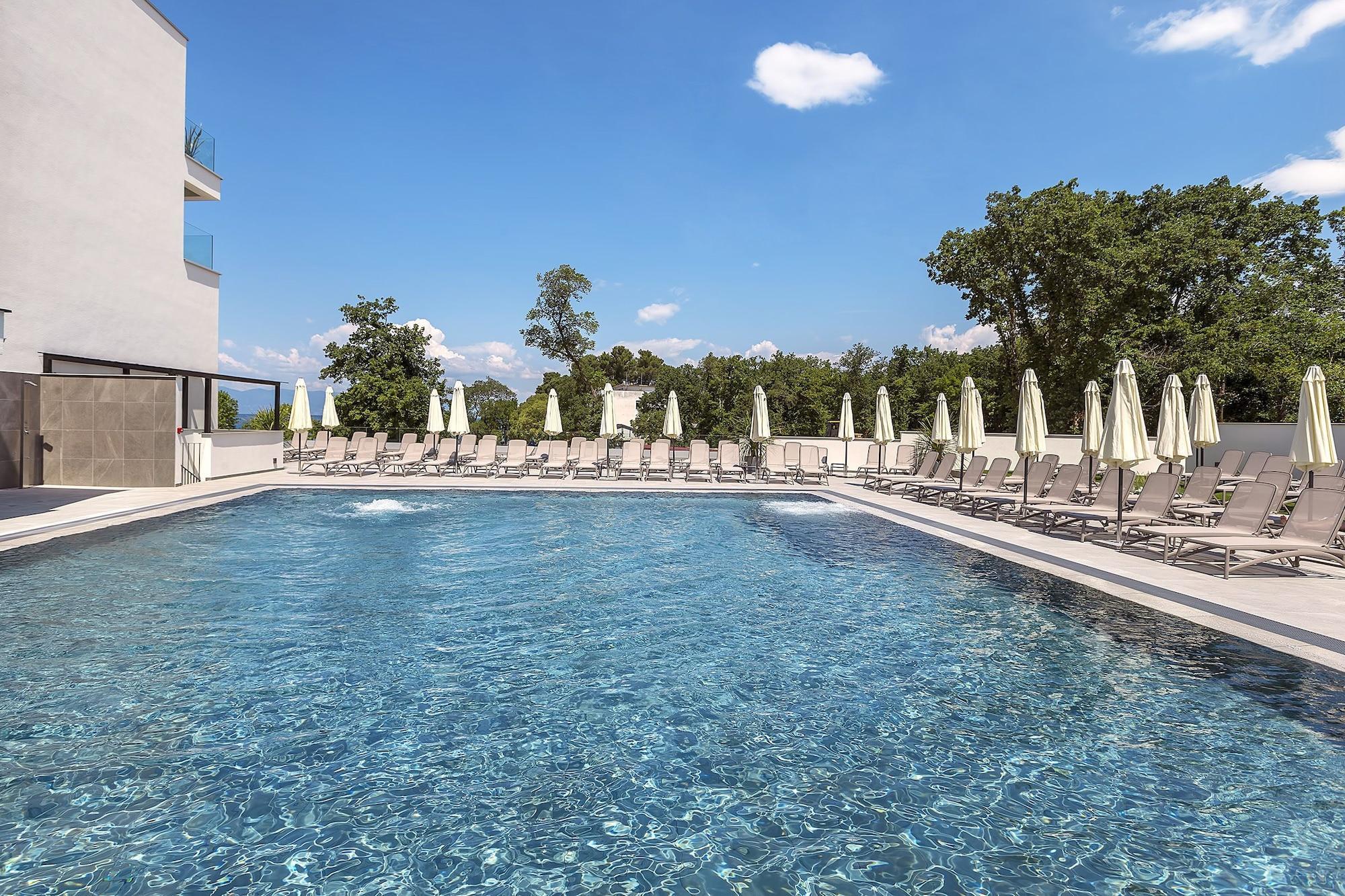 Luxury Hotel Riva Малинська Екстер'єр фото